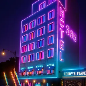 Hotel 365 Bronx - Yankee Stadium, New York